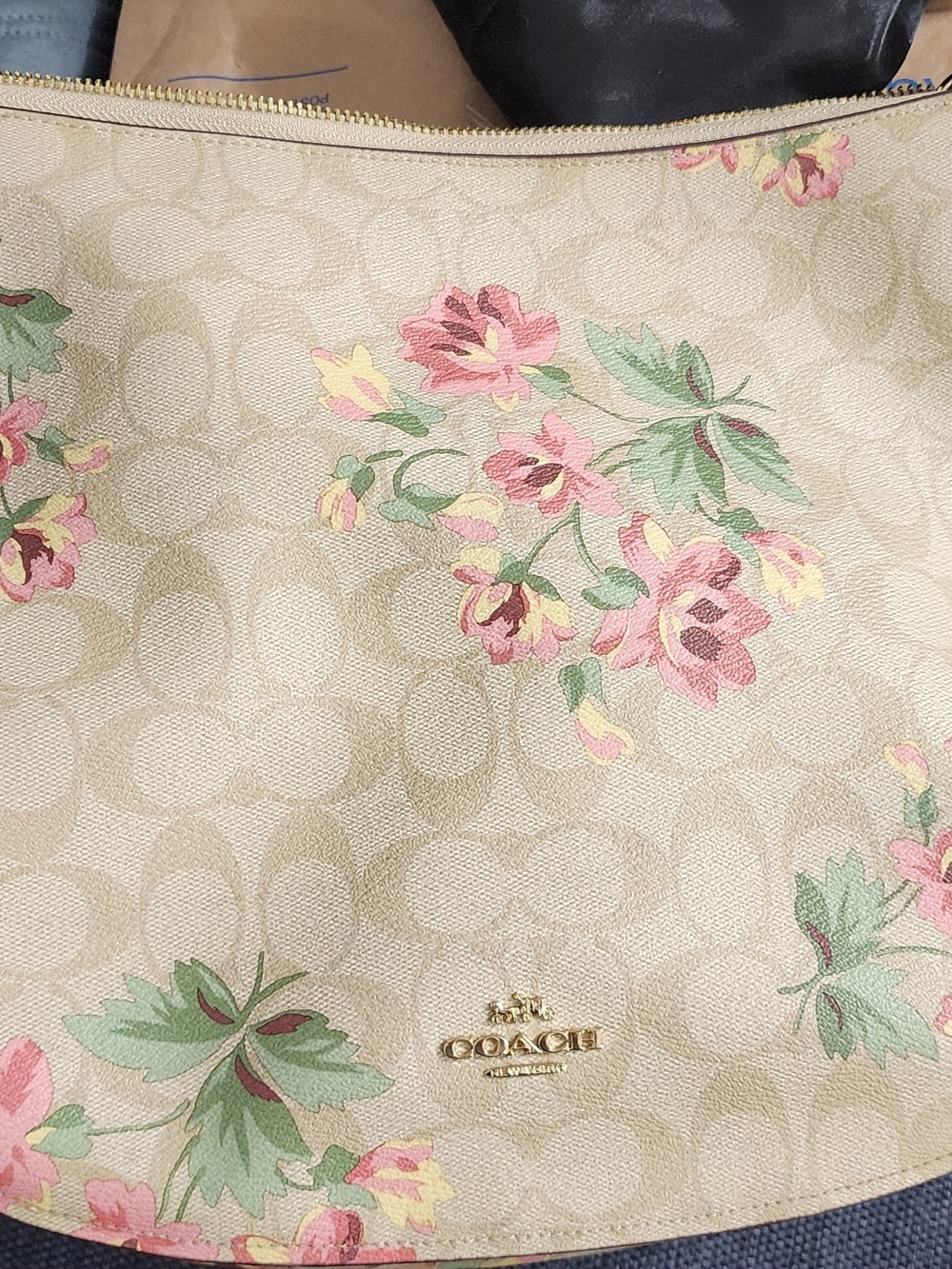 Coach Floral Print Hobo Bag in Pink and Beige - Picture 9 of 11